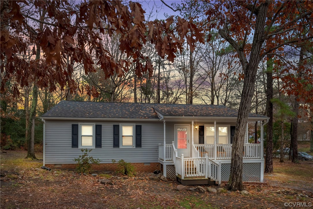 4211 Bridgewood Road Midlothian, VA 23112 - Photo 1 of 27 a view of a house with a yard