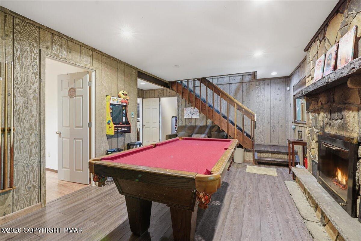 1076 Porter Drive Bushkill, PA 18324 - Photo 36 of 82 38-024_DSC00482_with_fire
