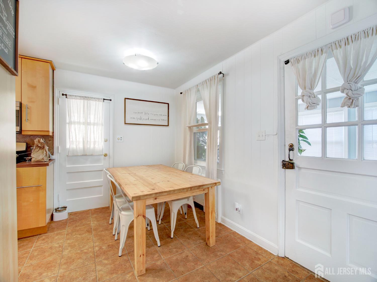 451 Burroughs Terrace Union, NJ 07083 - Photo 12 of 22