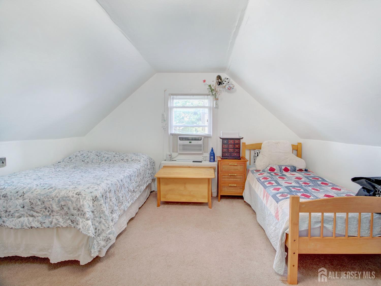 451 Burroughs Terrace Union, NJ 07083 - Photo 13 of 22