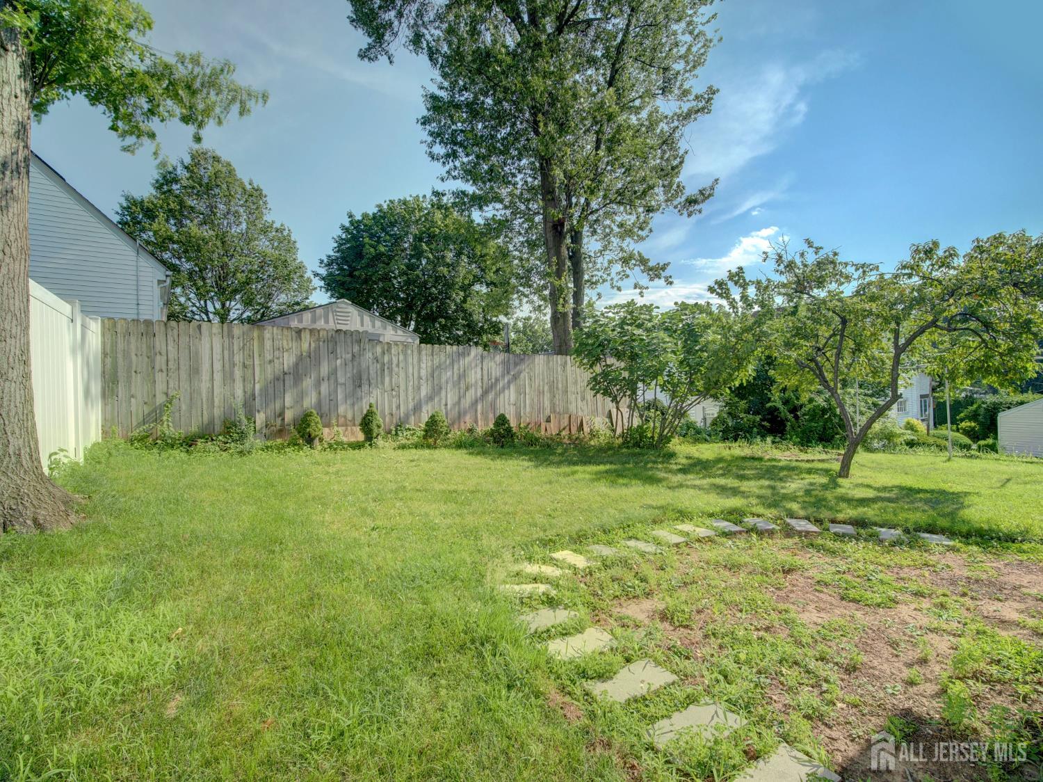 451 Burroughs Terrace Union, NJ 07083 - Photo 21 of 22