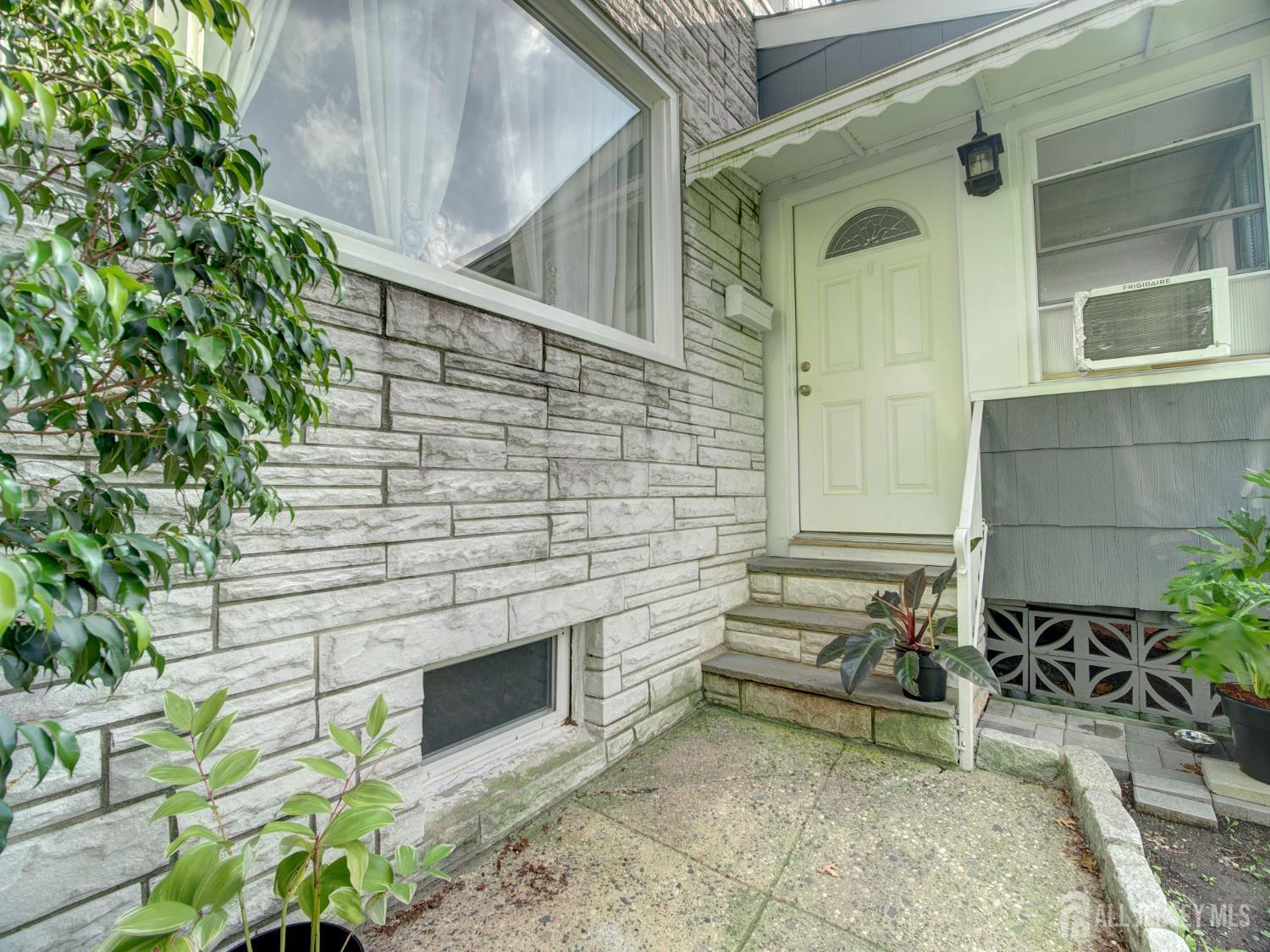 451 Burroughs Terrace Union, NJ 07083 - Photo 3 of 22