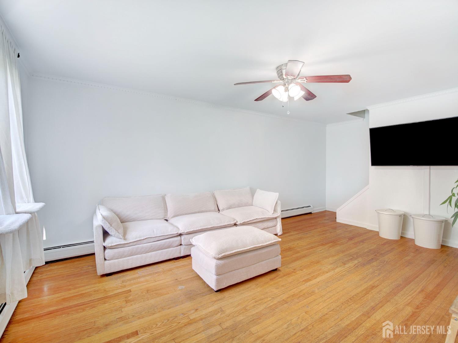 451 Burroughs Terrace Union, NJ 07083 - Photo 5 of 22