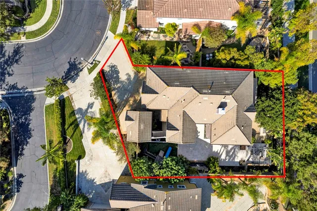 $2,300,000 | 410 Hudson Drive, Tustin, CA 92782