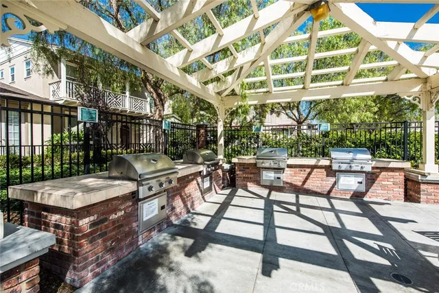 $2,300,000 | 410 Hudson Drive, Tustin, CA 92782