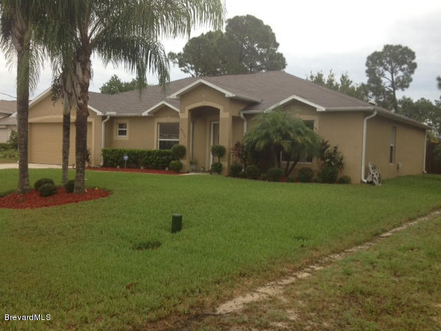 6715 Cairo Road Cocoa, FL 32927 - Photo 3 of 4 Cairo front3
