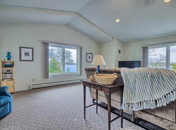 41 David Road Westport, MA 02790 - Photo 16 of 17 Gallery Image 16