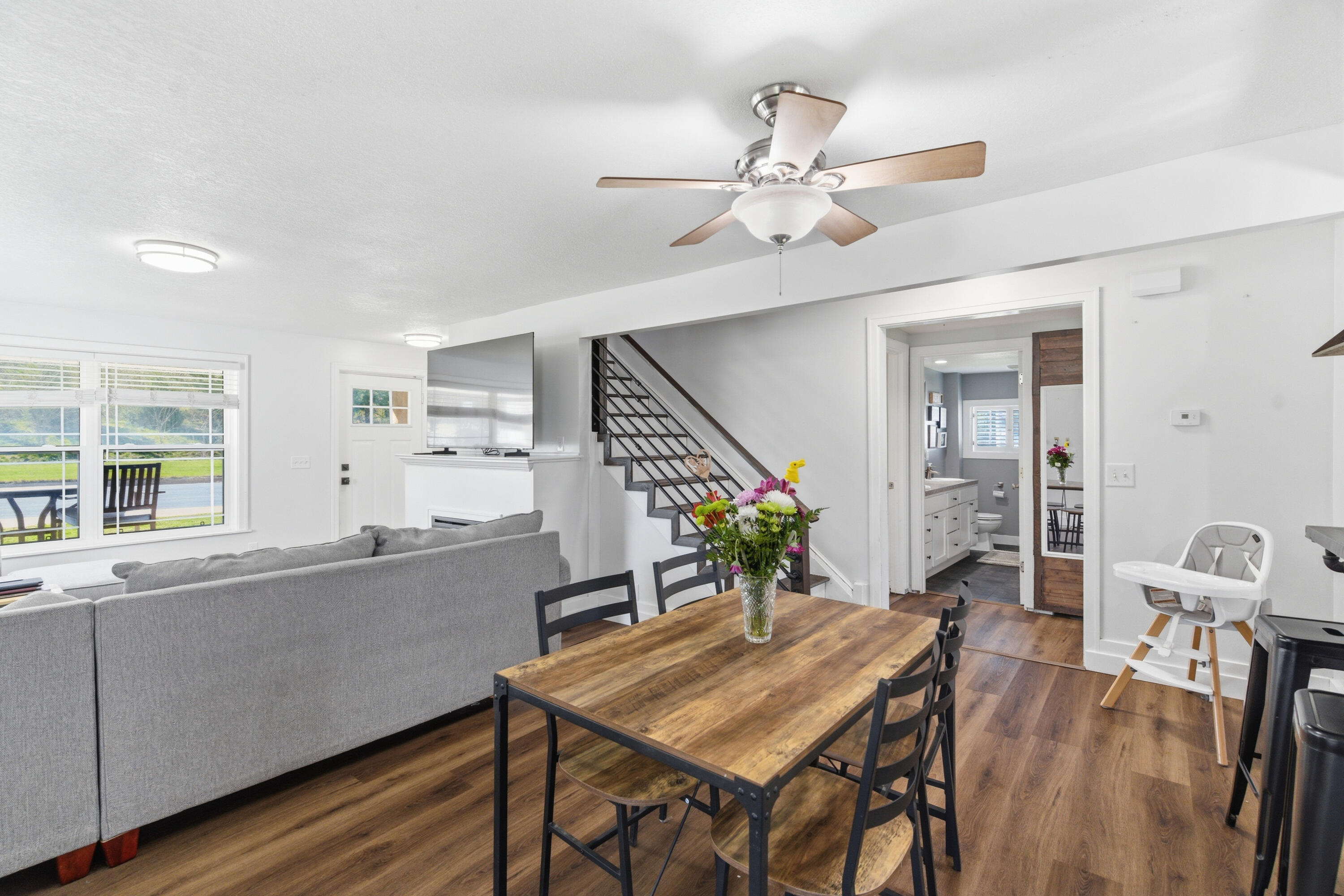 24340 Front Street Mattawan, MI 49071 - Photo 8 of 32 DSC08993