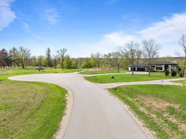 $250,000 | Lt2 Lakeview Drive, Geneva, WI 53147