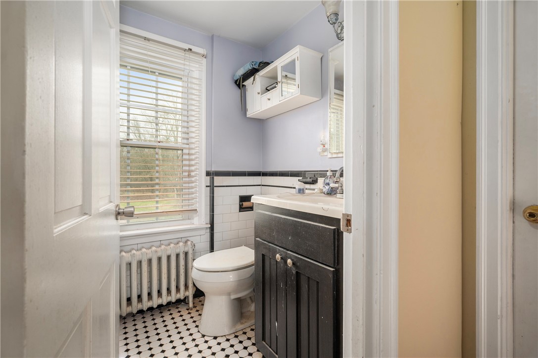 1261 Putnam Pike Glocester, RI 02814 - Photo 13 of 25