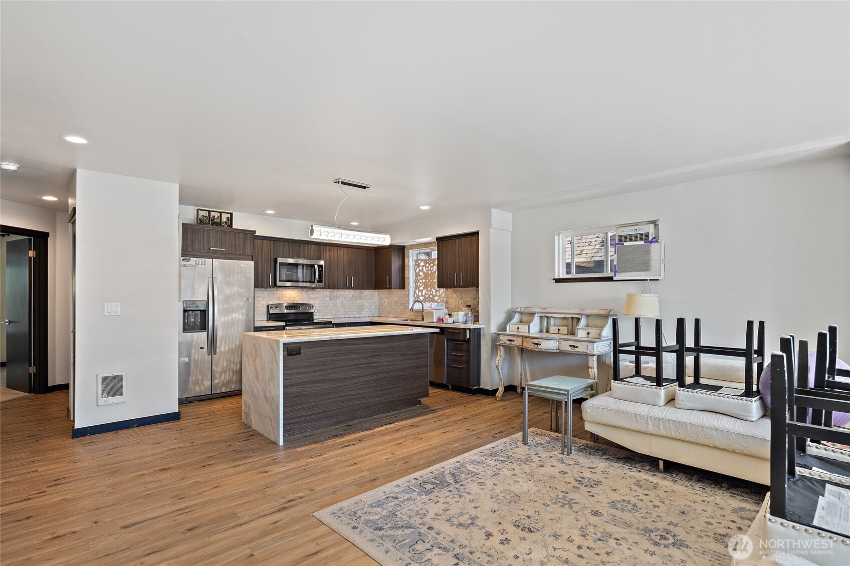 804 North Motor Place, Unit A Seattle, WA 98103 - Photo 6 of 20