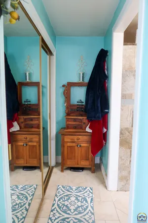 $329,500 | 2021 Morningside Drive, Emporia, KS 66801