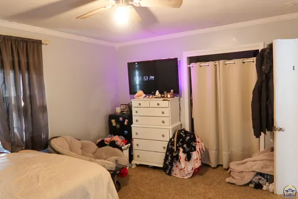 $329,500 | 2021 Morningside Drive, Emporia, KS 66801