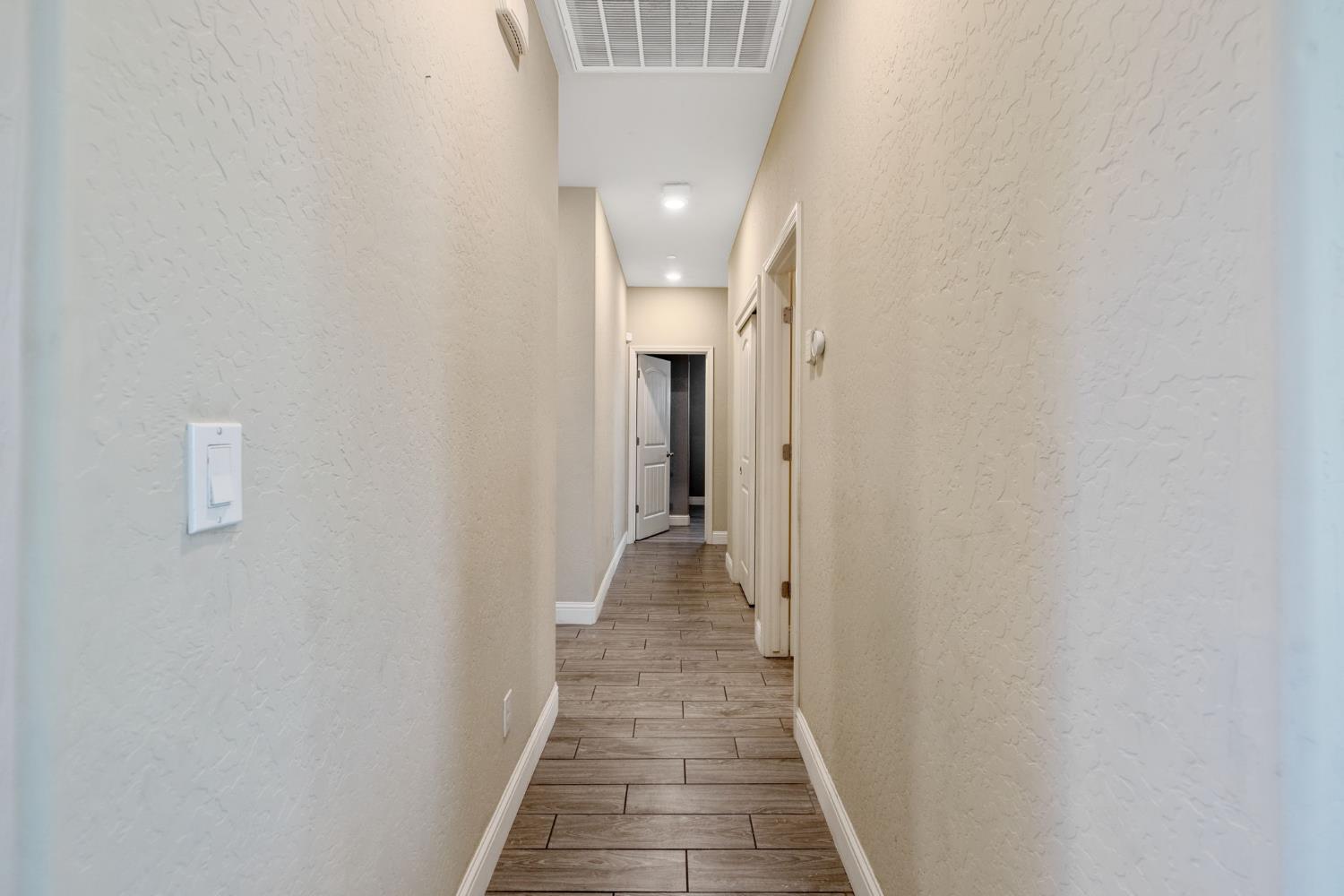 757 Strada Street Lemoore, CA 93245 - Photo 23 of 63