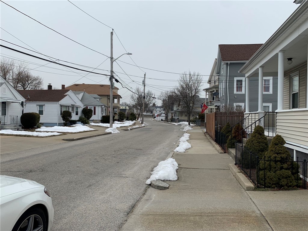 13 Roland Avenue Cranston, RI 02920 - Photo 4 of 18 Gallery Image 4