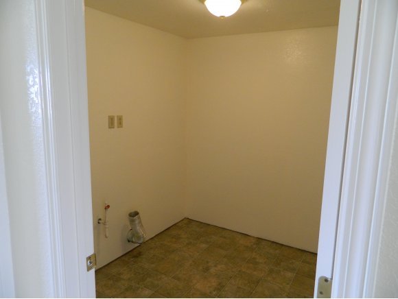 1550 Ranch House Road Paulden, AZ 86334 - Photo 12 of 24 a view of a small space