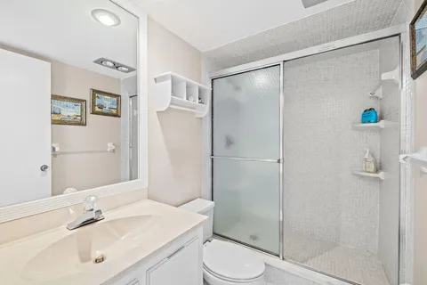 $260,000 | 808 Cypress Boulevard, Unit 206, Pompano Beach, FL 33069