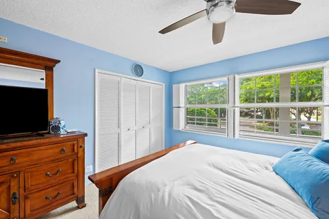 $260,000 | 808 Cypress Boulevard, Unit 206, Pompano Beach, FL 33069