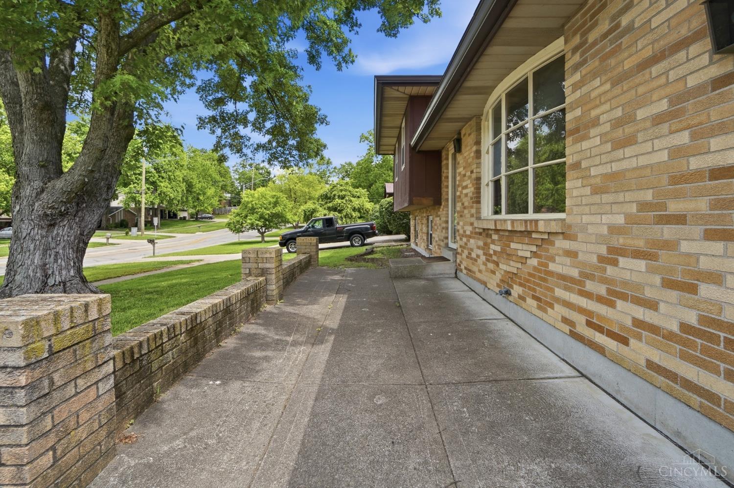 2905 Resor Road Fairfield, OH 45014 - Photo 4 of 68