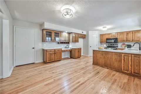 $464,900 | 14509 South Summertree Lane, Olathe, KS 66062