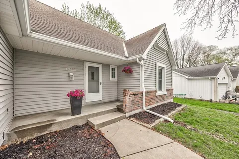 $464,900 | 14509 South Summertree Lane, Olathe, KS 66062