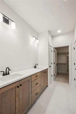 $564,950 | 2152 Black Walnut Drive, Liberty, MO 64068