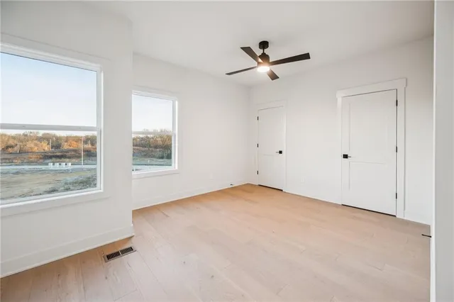 $564,950 | 2152 Black Walnut Drive, Liberty, MO 64068