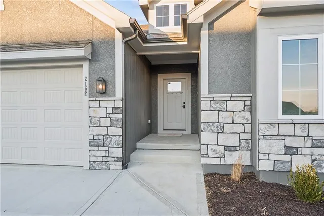 $564,950 | 2152 Black Walnut Drive, Liberty, MO 64068