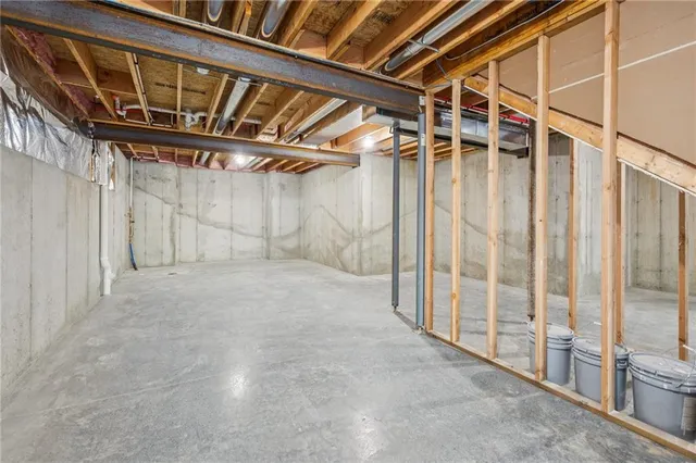 $564,950 | 2152 Black Walnut Drive, Liberty, MO 64068