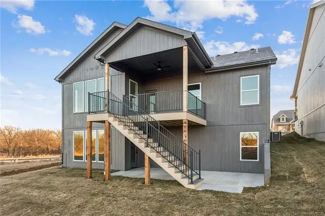 $564,950 | 2152 Black Walnut Drive, Liberty, MO 64068