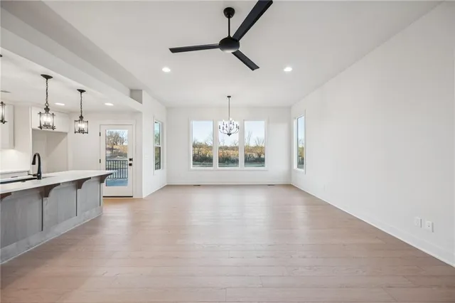 $564,950 | 2152 Black Walnut Drive, Liberty, MO 64068