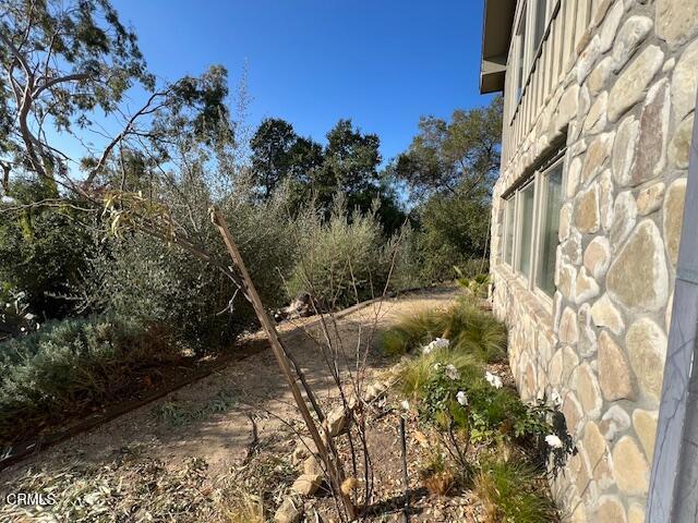 811 North Montgomery Street Ojai, CA 93023 - Photo 27 of 34 Side Yard 2