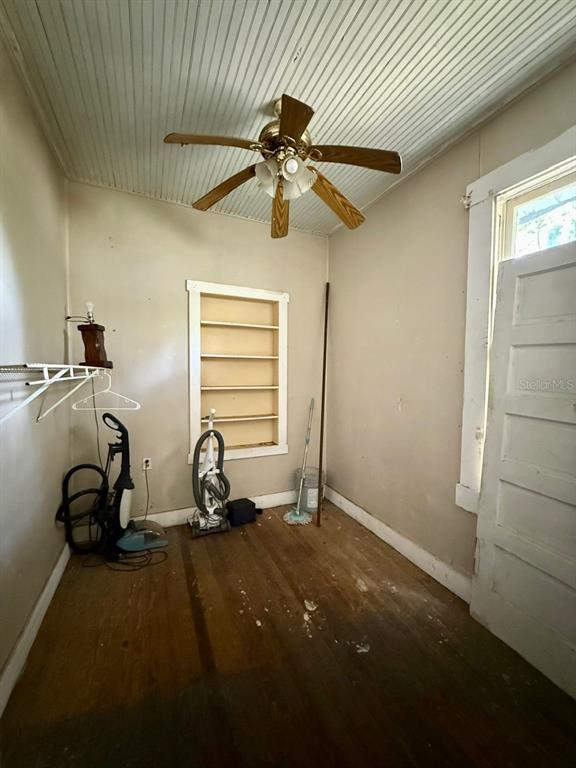 10010 Fort King Road Dade City, FL 33525 - Photo 15 of 36 a view of a room with gym equipment