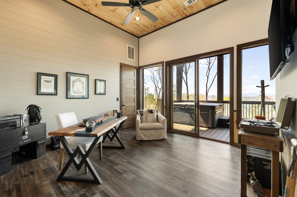 585 Blue Ridge Heights Drive Blue Ridge, GA 30513 - Photo 38 of 75