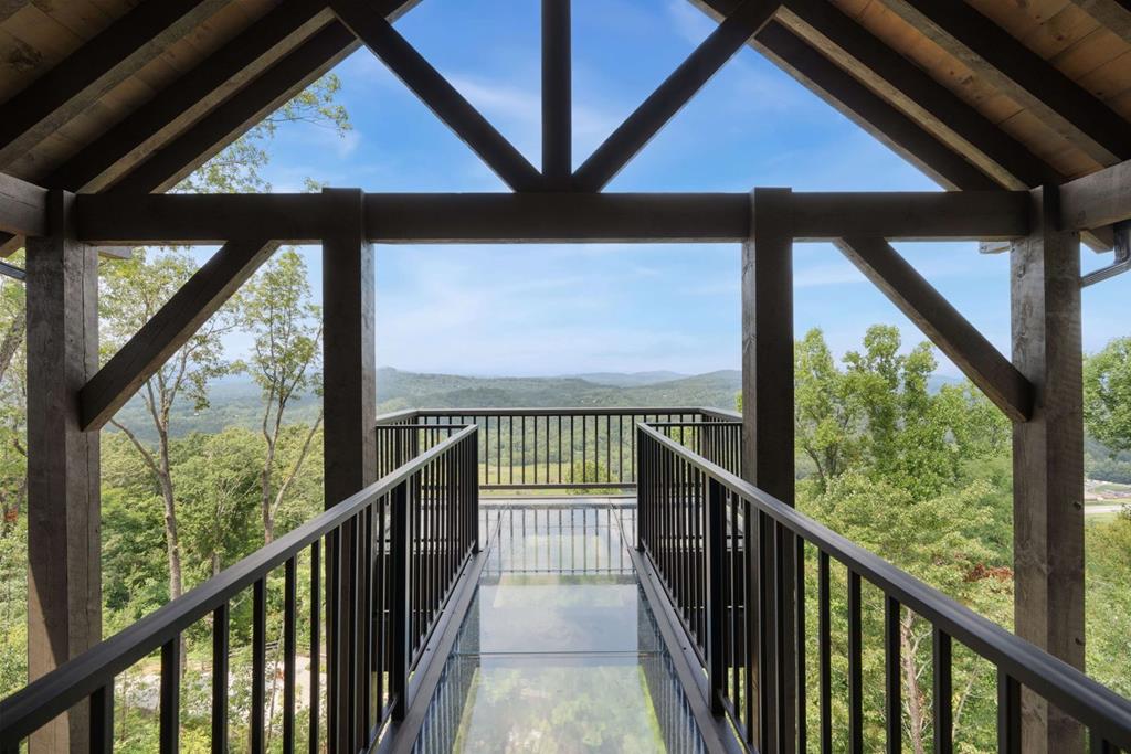 585 Blue Ridge Heights Drive Blue Ridge, GA 30513 - Photo 5 of 75