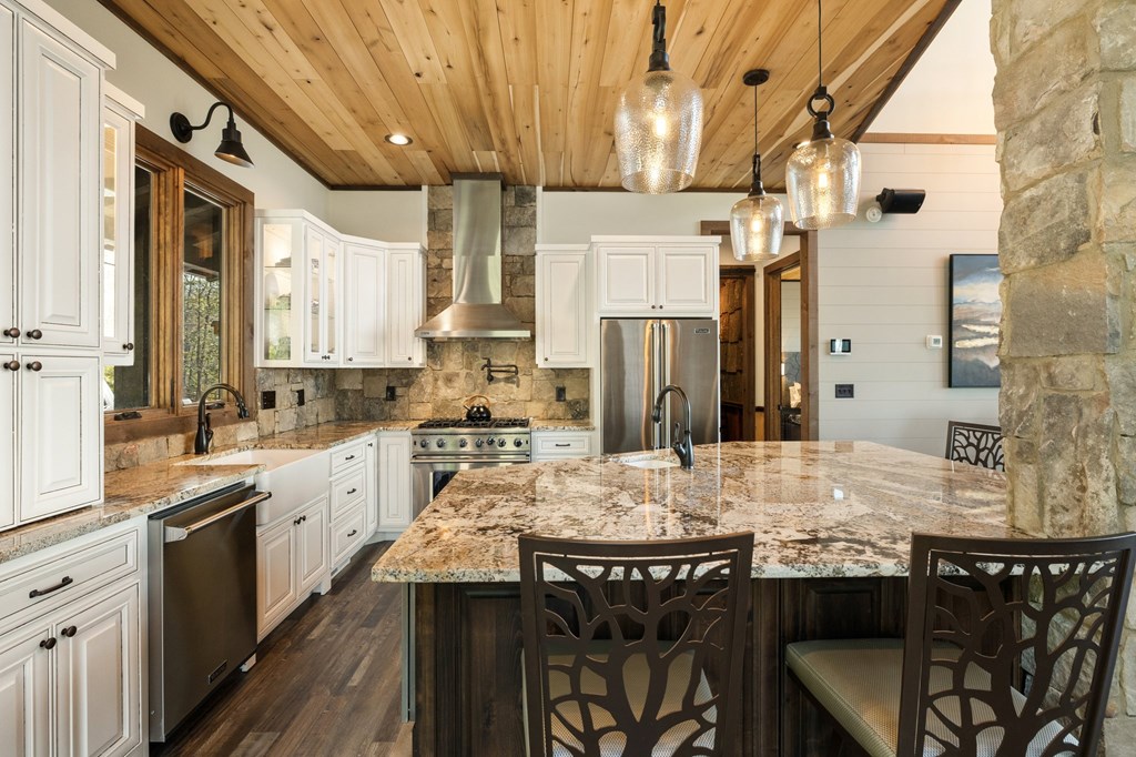 585 Blue Ridge Heights Drive Blue Ridge, GA 30513 - Photo 63 of 75