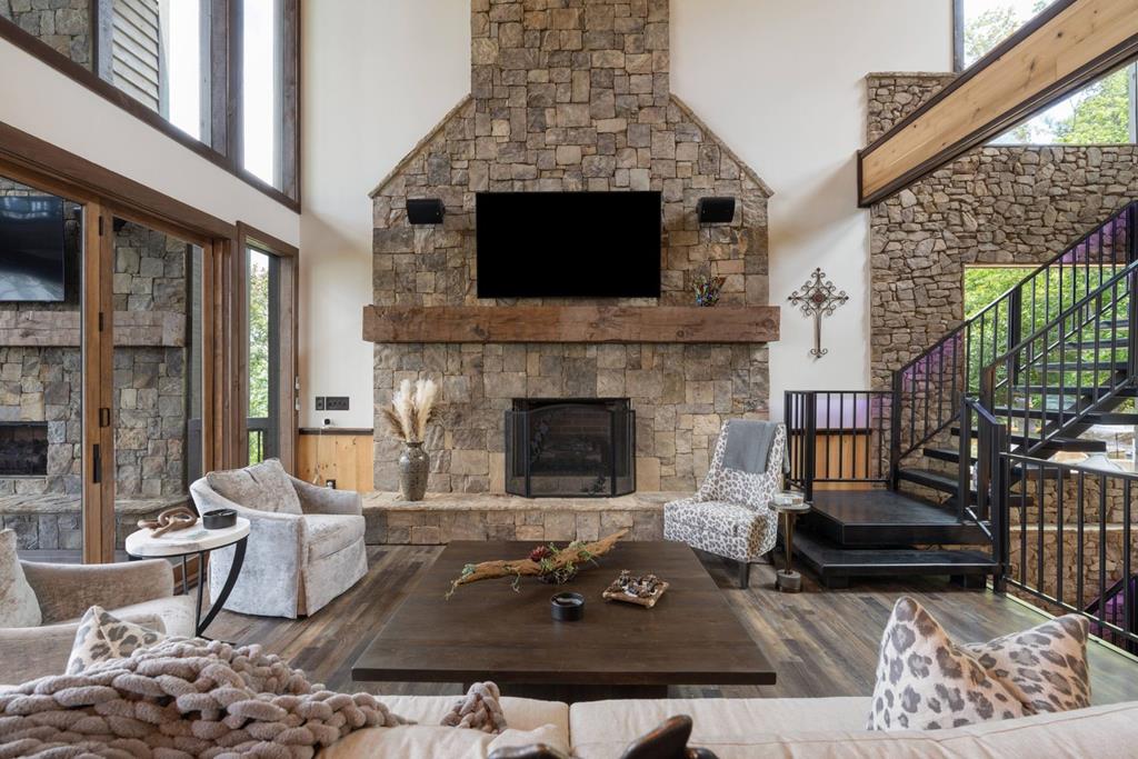 585 Blue Ridge Heights Drive Blue Ridge, GA 30513 - Photo 7 of 75