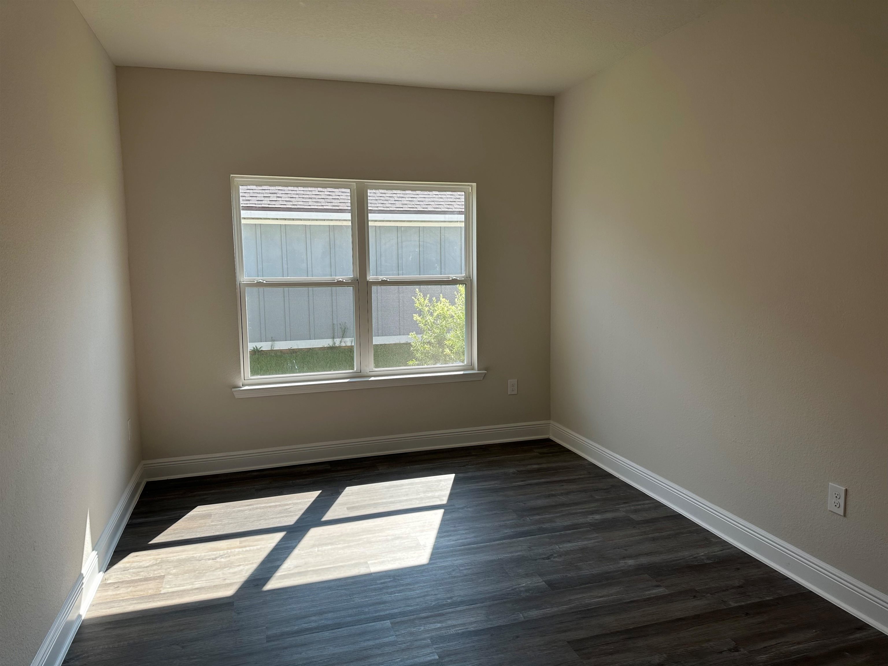 1005 Hayward Loop, Unit 13 Foley, AL 36535 - Photo 16 of 18 Flex space