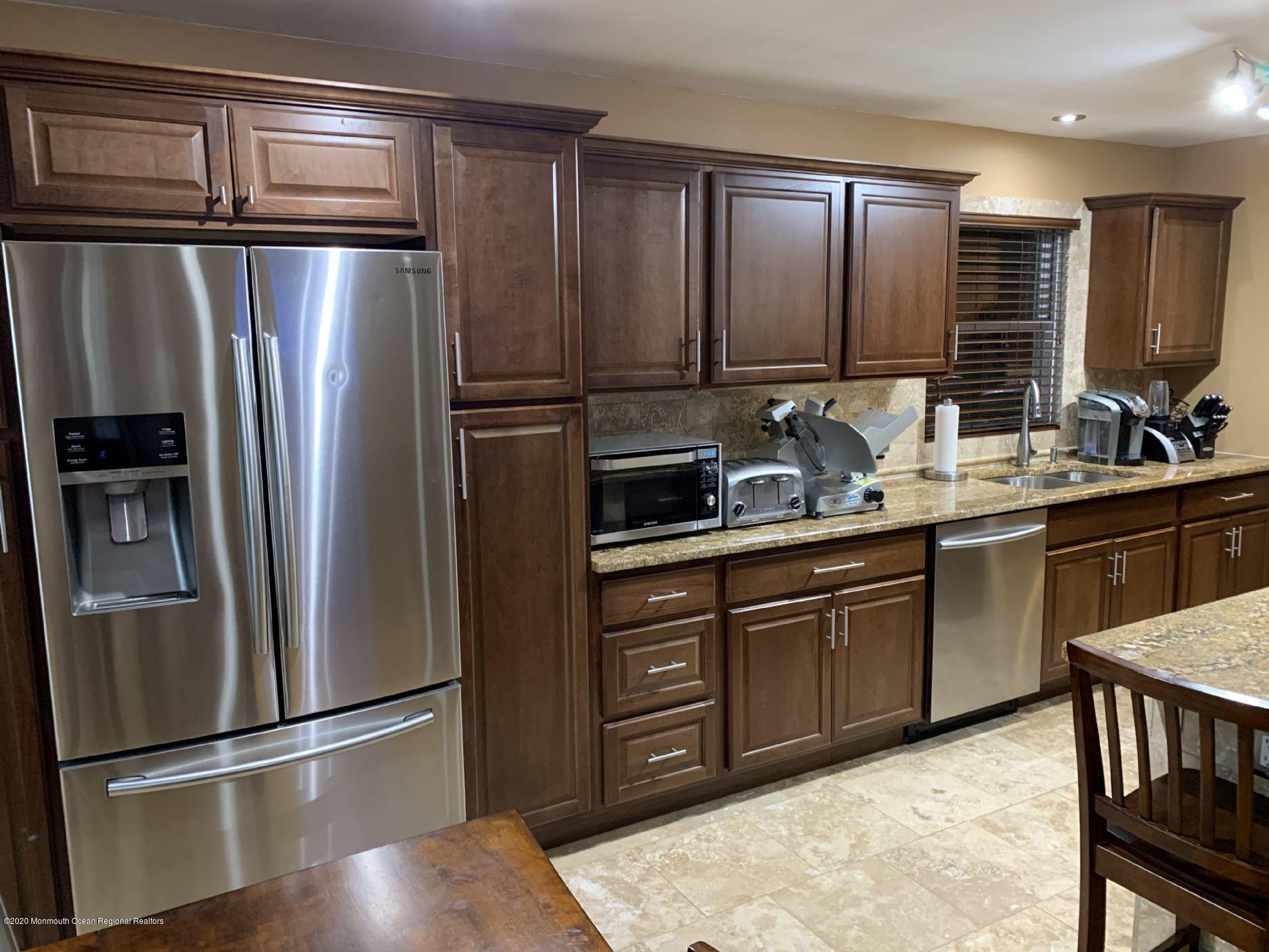 400 Laurel Brook Drive, Unit B Brick, NJ 08724 - Photo 4 of 25 5