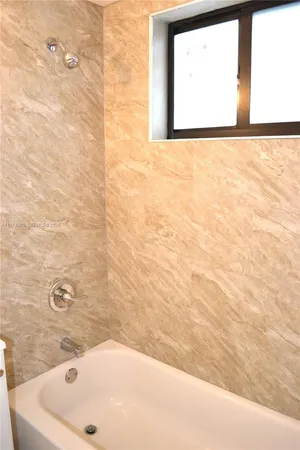 $1,625 | 1035 Southwest 4th Street, Unit 2, Miami, FL 33130