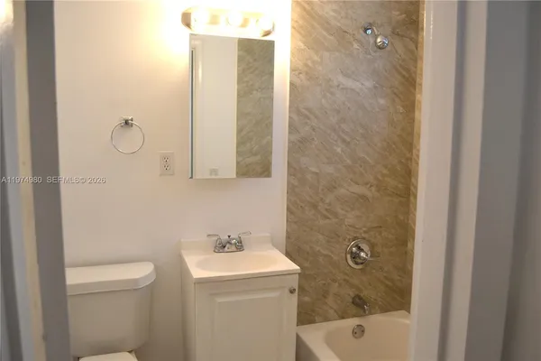 $1,625 | 1035 Southwest 4th Street, Unit 2, Miami, FL 33130
