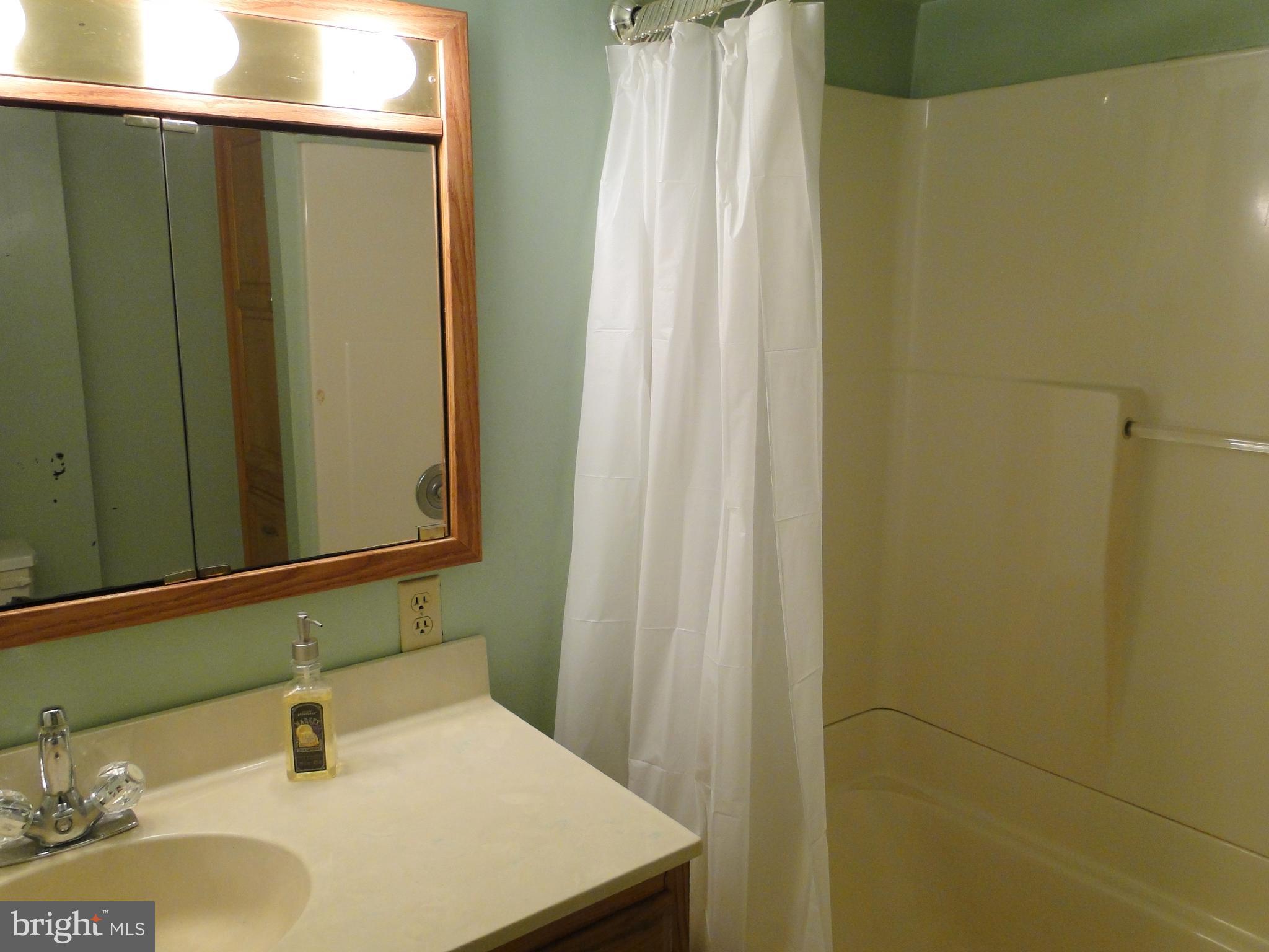2365 East Swamp Road Quakertown, PA 18951 - Photo 19 of 31 Gallery Image 19