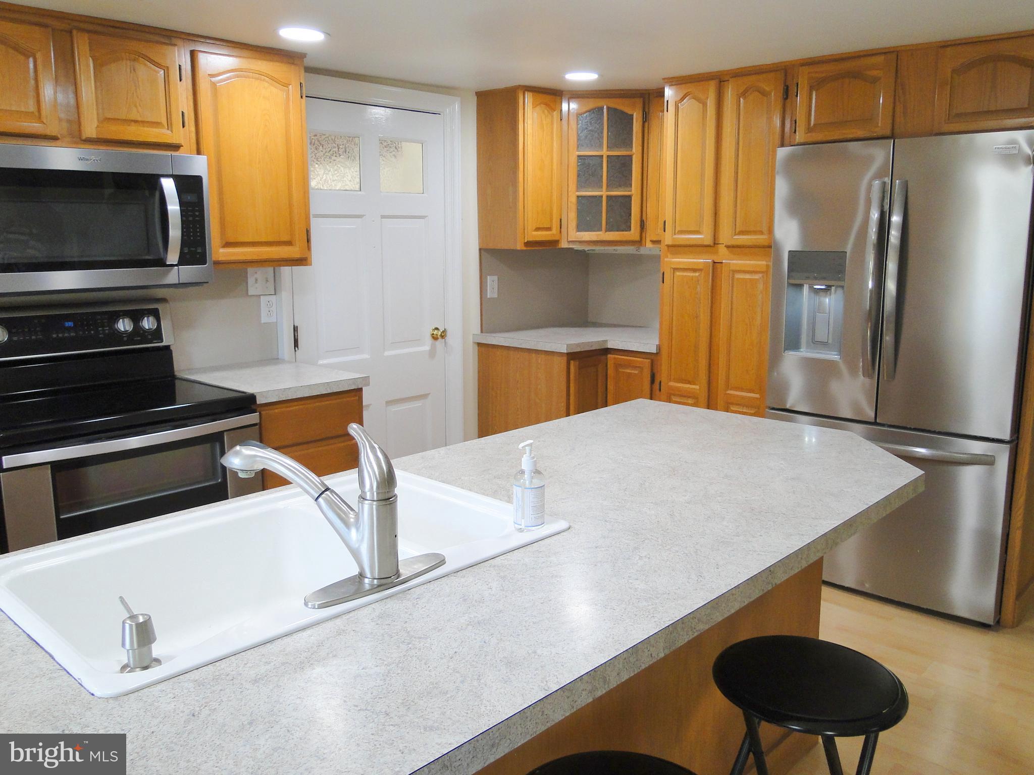 2365 East Swamp Road Quakertown, PA 18951 - Photo 3 of 31 Gallery Image 3