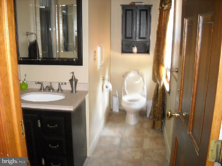 202 Shenandoah Road Cinnaminson, NJ 08077 - Photo 10 of 13 Master Bathroom