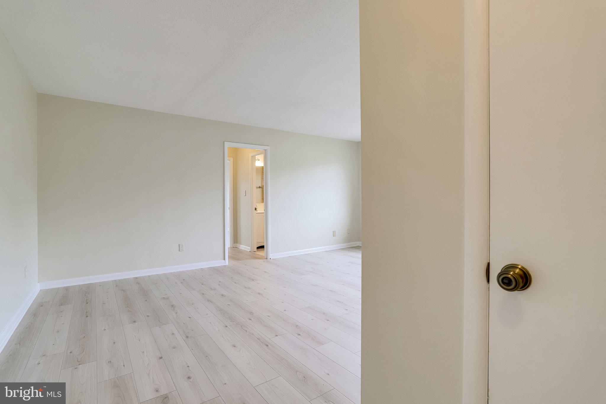 3515 Washington Boulevard, Unit 415 Arlington, VA 22201 - Photo 14 of 60 a view of an empty room