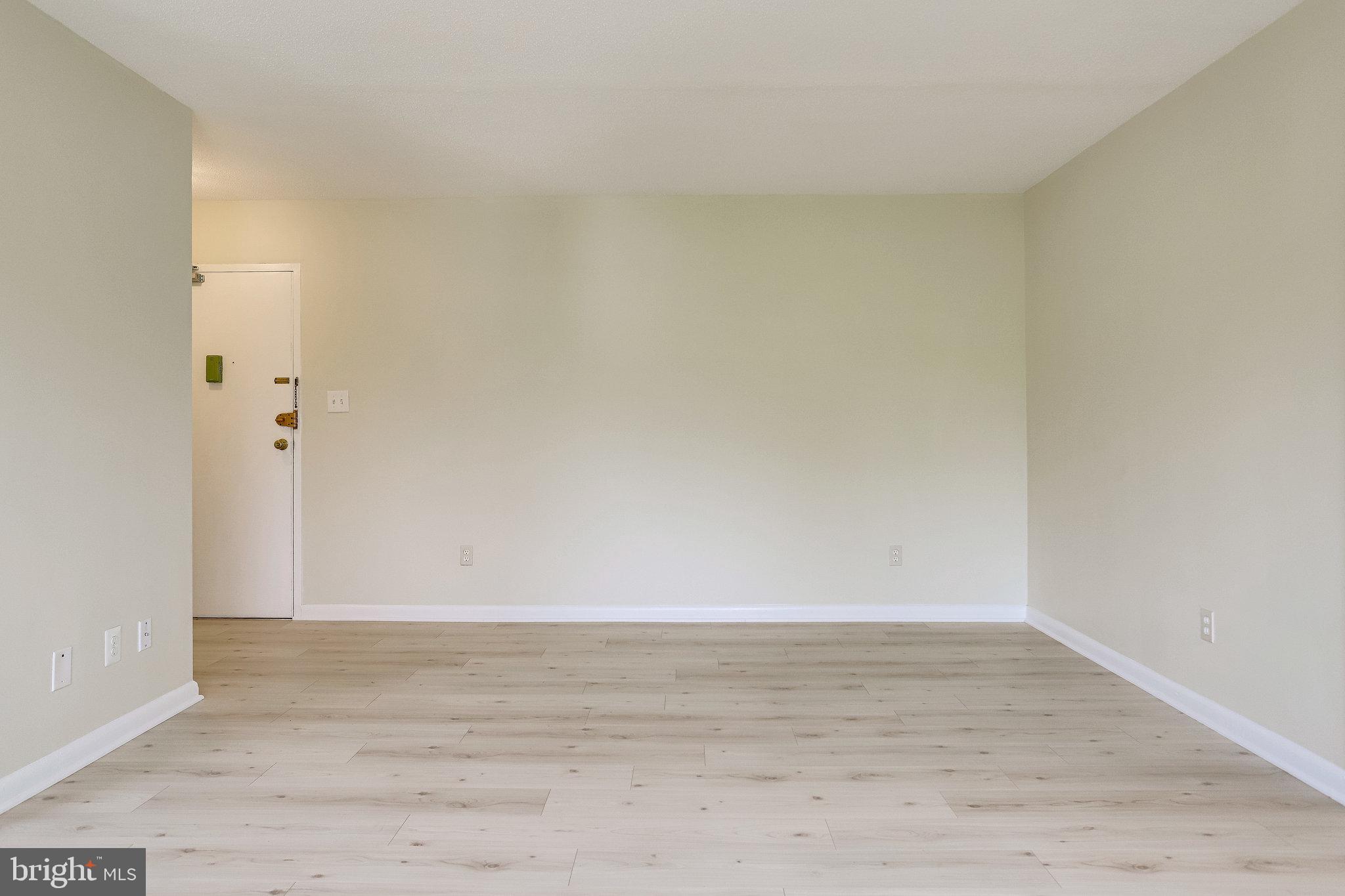 3515 Washington Boulevard, Unit 415 Arlington, VA 22201 - Photo 20 of 60 a view of an empty room