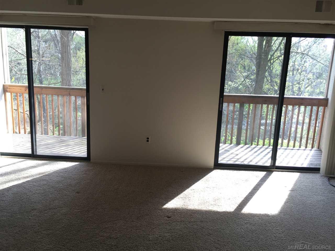 1697 Riverside Drive Rochester Hills, MI 48309 - Photo 11 of 27