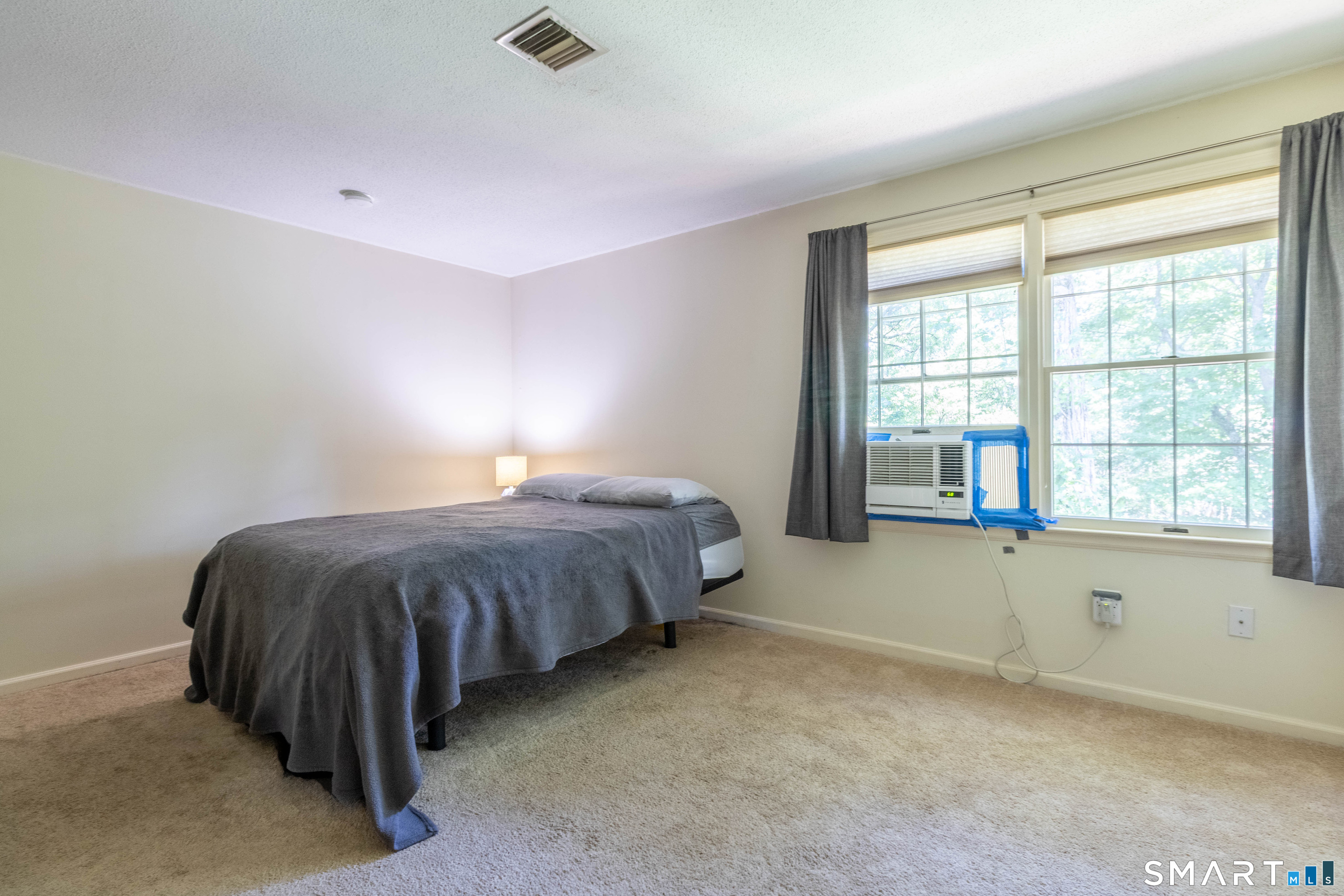 283 Strawberry Circle Windsor, CT 06095 - Photo 14 of 30