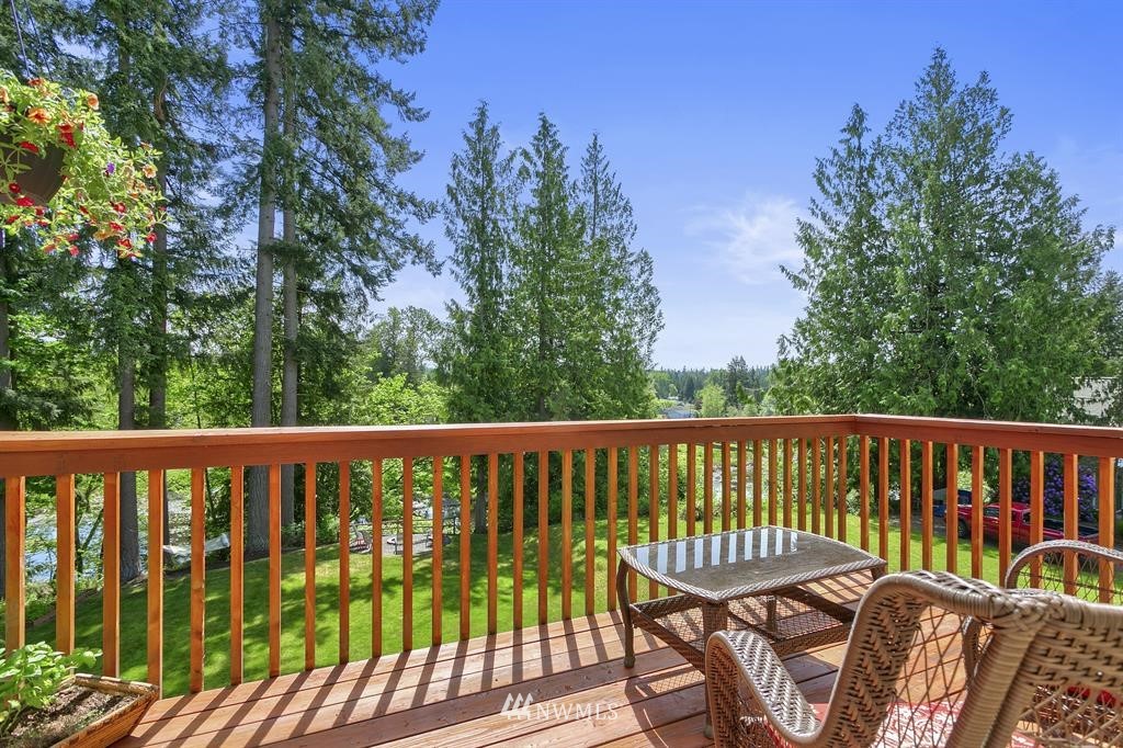 12309 Rainbow Road Arlington, WA 98223 - Photo 7 of 25