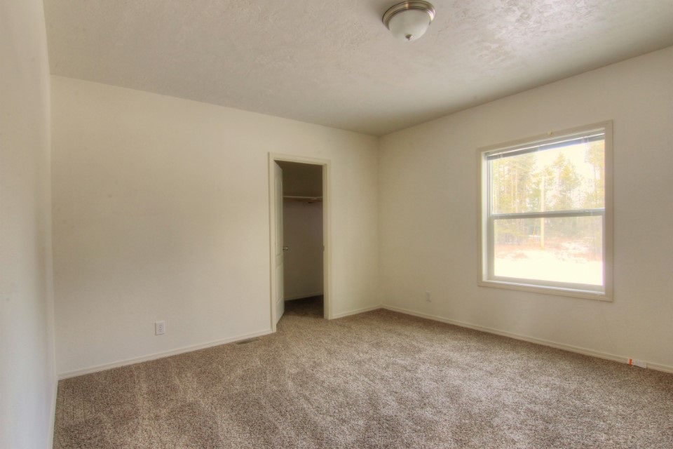 35307 North Dunn Road Chattaroy, WA 99003 - Photo 13 of 20 Gallery Image 13